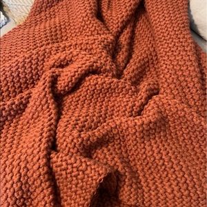 Casaluna chunky knit blanket size queen
